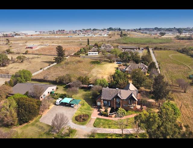 8,565M² FARM FOR SALE IN PRESIDENT PARK